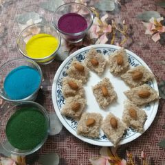 A picture of Thenga/Coconut Burfi.