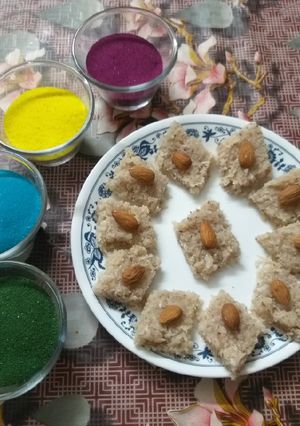A picture of Thenga/Coconut Burfi.