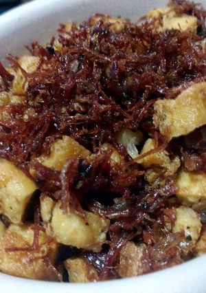 A picture of Crispy Delimondo Canned Corned Beef con Tofu - delata Corned Beef at Tokwa.