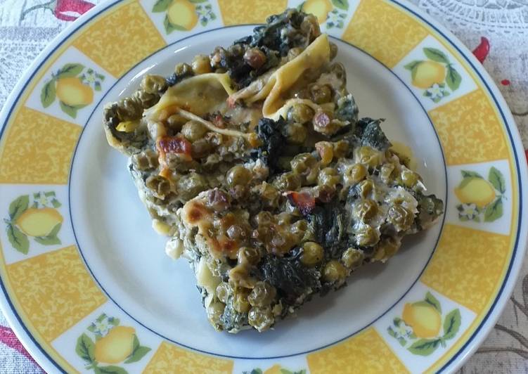 Pasticcio gorgonzola, spinaci, piselli e prosciutto