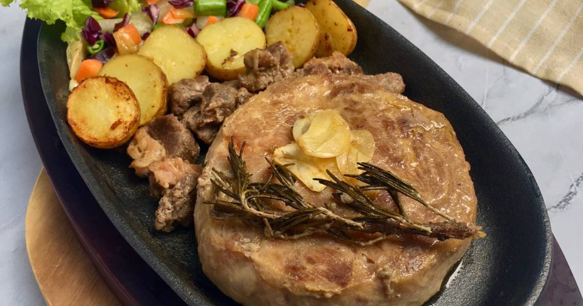 Resep Saikoro and Tenderloin Wagyu Garlic Butter Praktis oleh Comfy