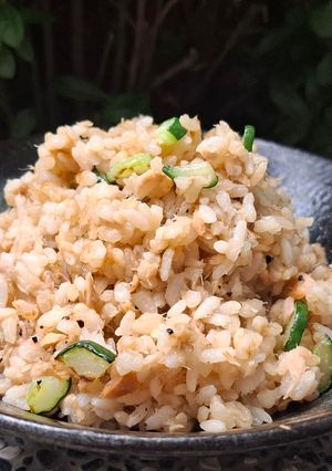 罐頭料理-小黃瓜鮪魚炒飯 的食譜成品照片