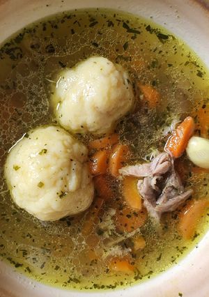 Tárkonyos kacsaaprólék leves, krumpligombóccal recept fotója
