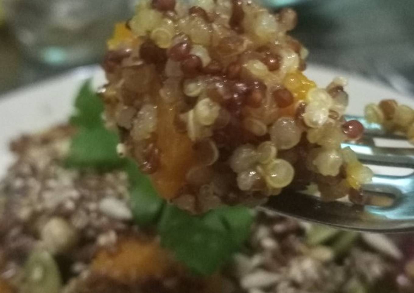 Ensalada tibia de quinoa (🌱)