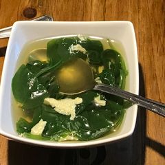 A picture of Spinach and egg soup (5min) keto.