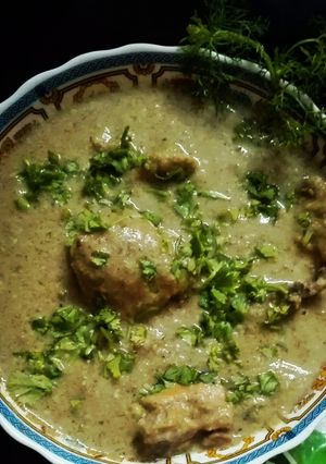 A picture of Chicken White Karahi.