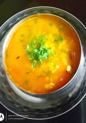 A picture of Moth beans daal.