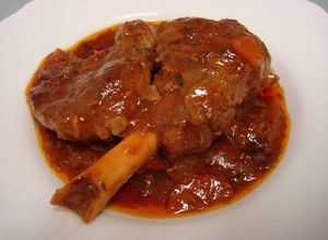 Una foto de Paletilla de lechazo guisada