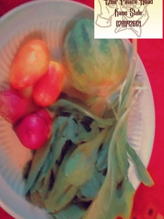 A picture of Traditional salad.