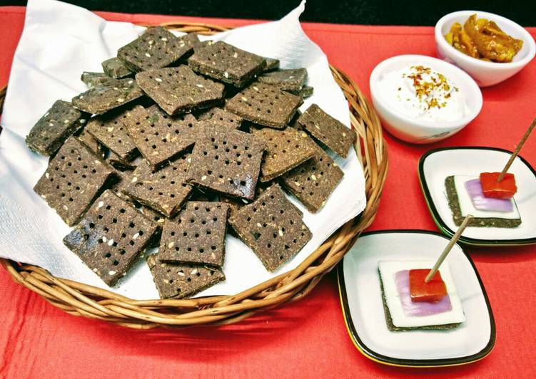 Baked Ragi Crackers