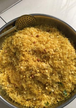 નાયલોન પૌવા ચેવડો (Nylon Poha Chevda Recipe In Gujarati) રેસીપી મુખ્ય ફોટો