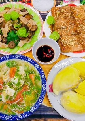 A picture of Vegetarian Meal Platter.