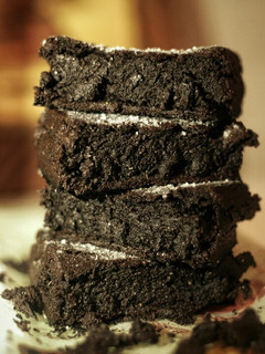 Una foto de Bizcocho potente de chocolate🍫 sin lactosa ni huevo ❌🍶🐣