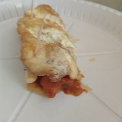 A picture of My very own special egg roll.