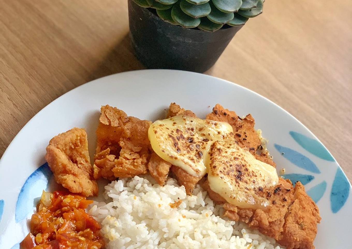 Ayam geprek ala sumoboo