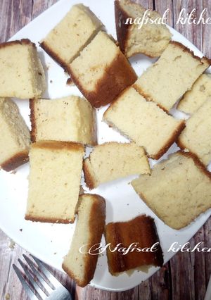 Slice vanilla cake ainihin hoton girkin