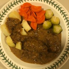 Creamy Pig’s Cheeks & Assorted Alliums Casserole A picture of Creamy Pig’s Cheeks & Assorted Alliums Casserole.