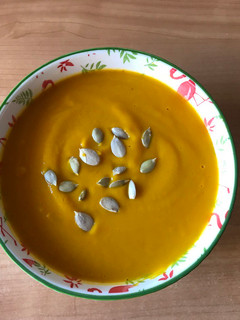 Una foto de Crema thai de boniato y zanahoria