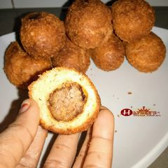 A picture of Coated meat rolls.