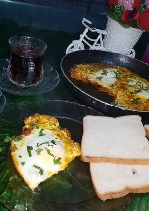 A picture of Iranian omelette.