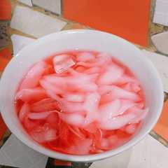 A picture of Es Jelly Kelapa Merah Putih.