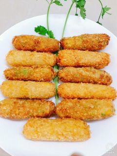 Hình của món Chả giò trái cây.