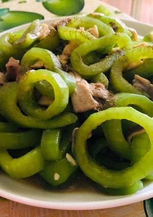 Hình của món Mướp xào nấm bào ngư.