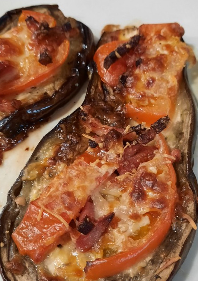 Una foto de Pizzas de berenjenas