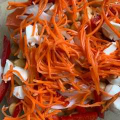 Una foto de Ensalada de garbanzos