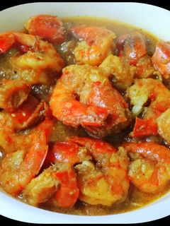 চিংড়ি মাছের মালাই কারি (chingri macher malai curry recipe in Bengali) রেসিপির প্রধান ছবি