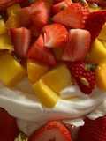 Pavlova Tropical
