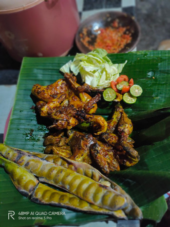 Resep Ayam panggang legit by bunda Eviea Yang Menggugah Selera