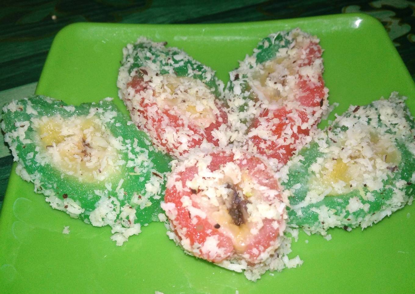 5. KUE MATA RODA/ KUE KACAMATA