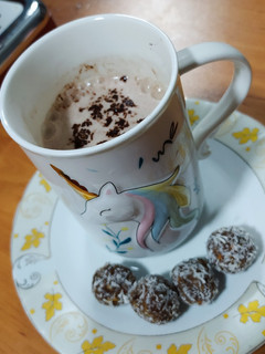 عکسی از دستور هات چاکلت با دستگاه قهوه ساز☕🍫