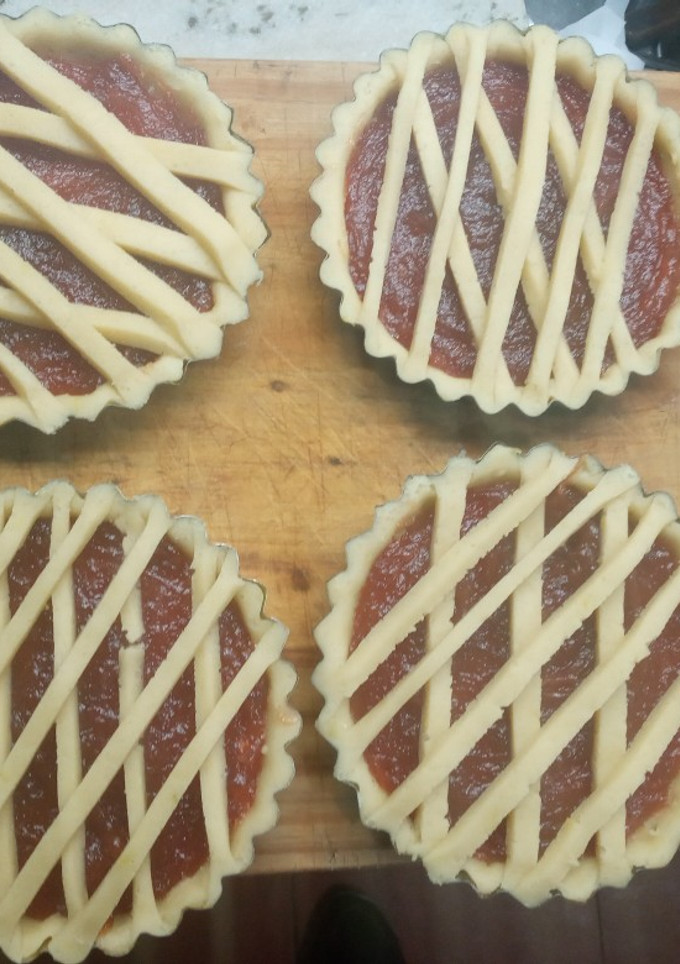 Una foto de Pasta frola de membrillo o dulce de leche