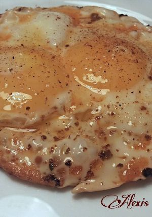 Foto principal de Torta de huevos fritos aliñados