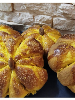 Foto di Pane alla zucca con mandorla
