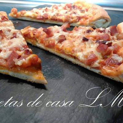 Pizza Con Borde Relleno De Queso Receta De Recetas De Casa Lm Cookpad