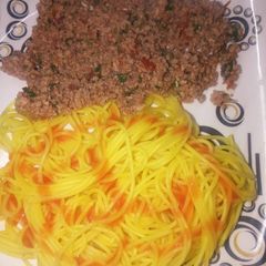 A picture of Minced meat spaghetti.