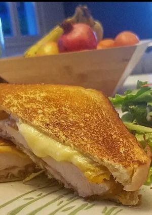 Une photo de 13• Croque Monsieur façon Grilled Cheese du KFC
