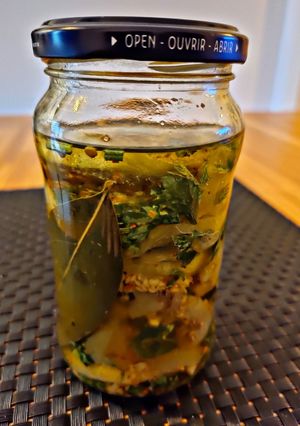 Una foto de Berenjenas en escabeche 🍆