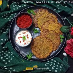 A picture of Methi Masala Biscuit Bhakhri (Kathiyawadi Special).