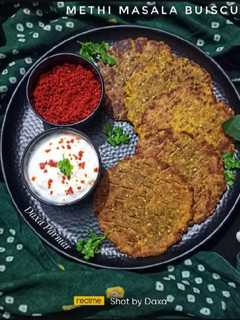 A picture of Methi Masala Biscuit Bhakhri (Kathiyawadi Special).