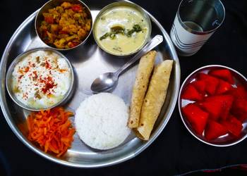 How to Prepare Delicious Vegetable Thali