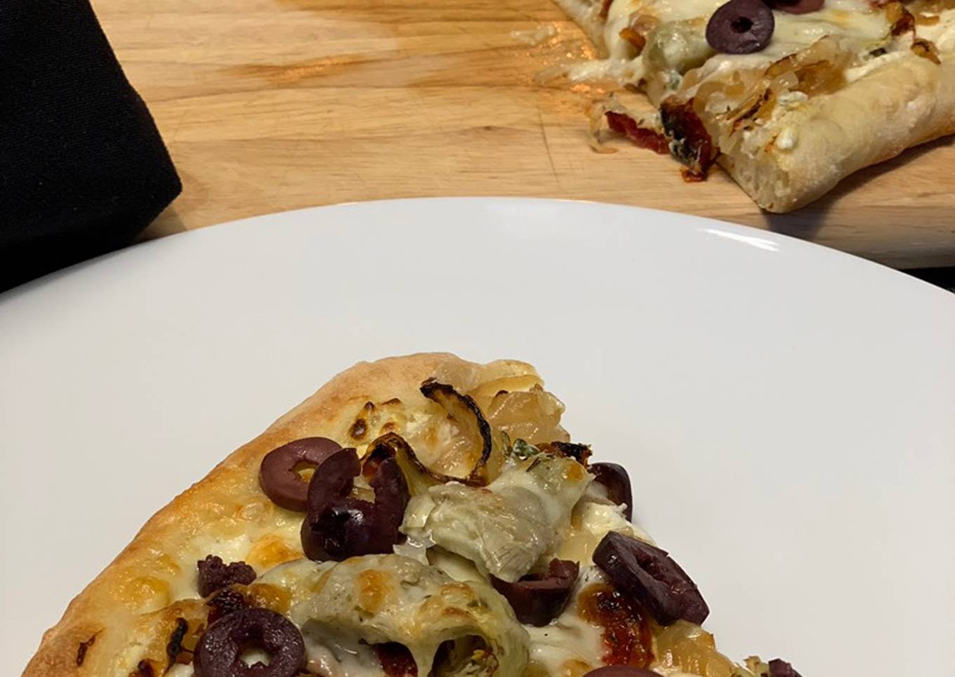 Artichoke, Sun-dried Tomato, and Goat Cheese Pizza