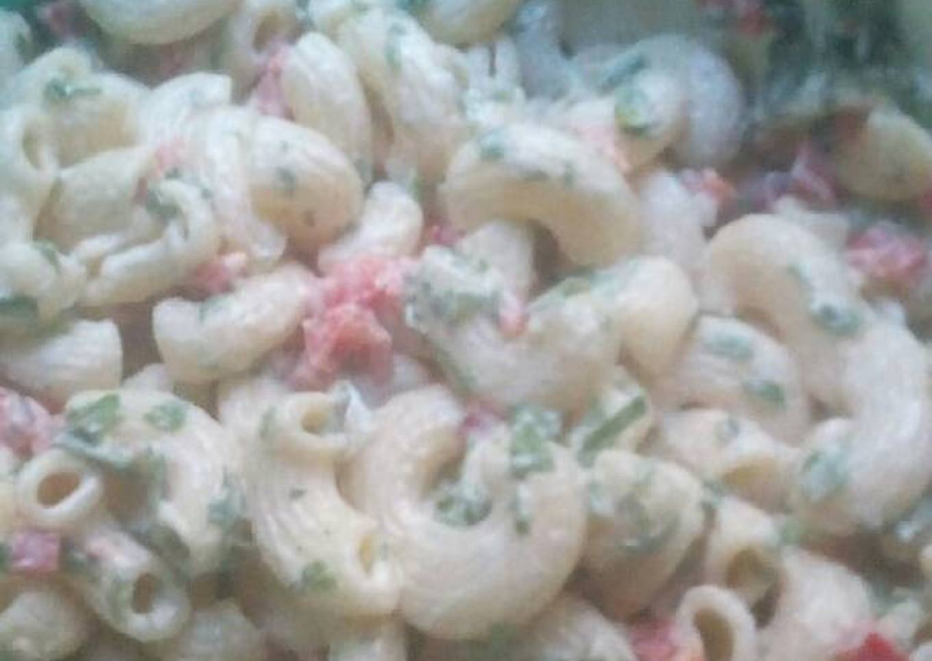 Coditos al pimiento y perejil