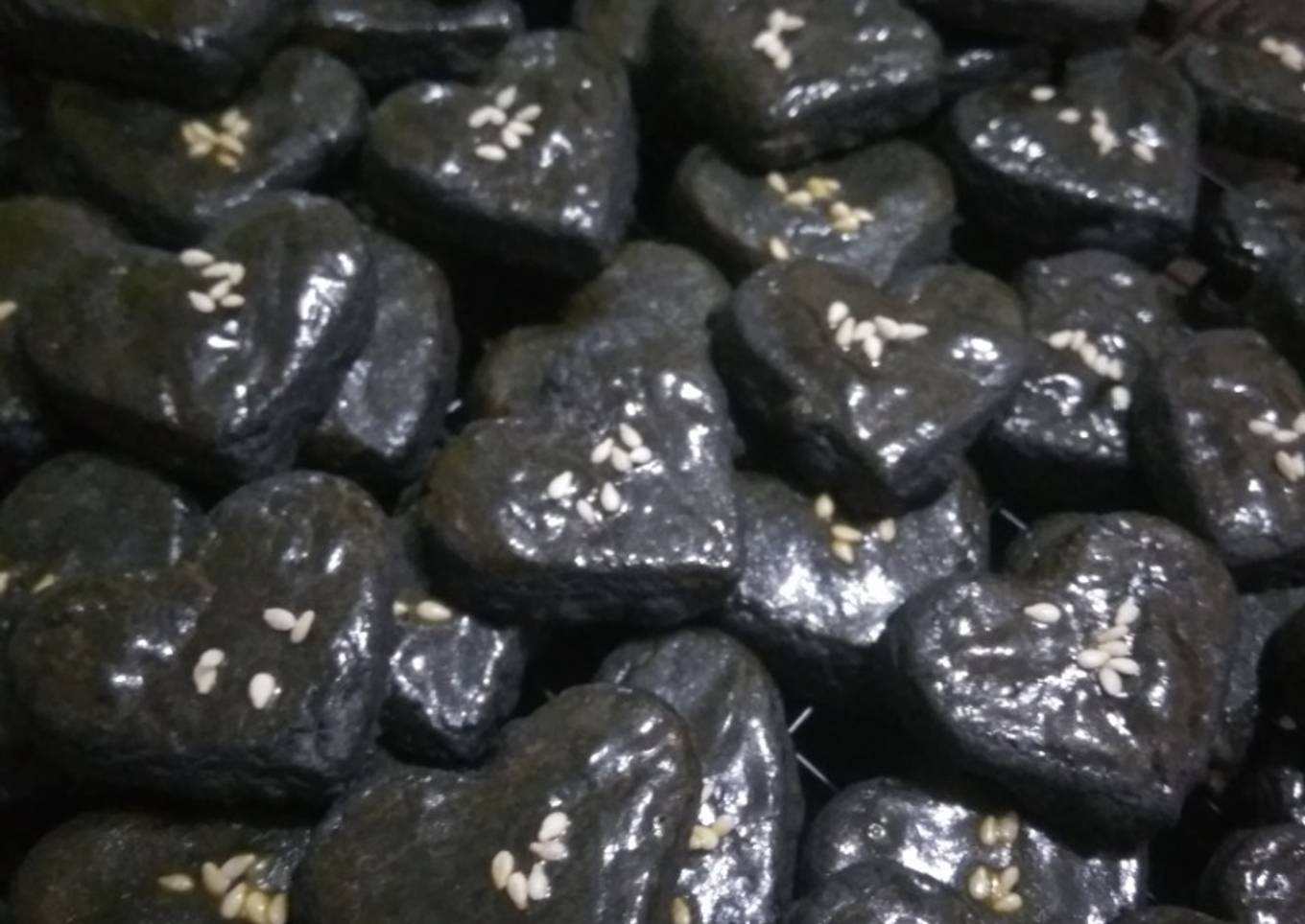 nastar keju hitam