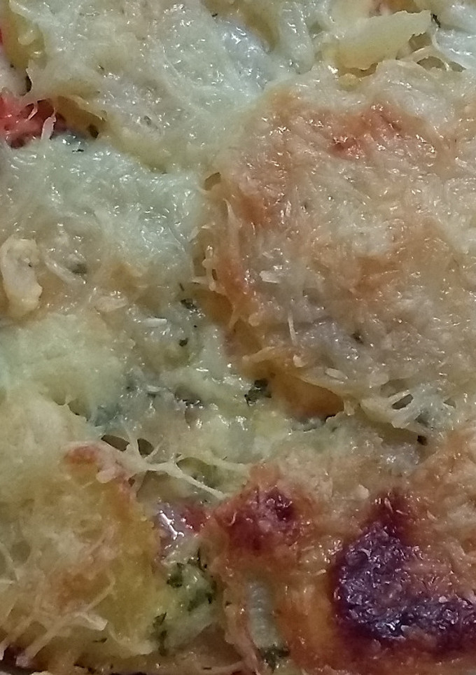 Una foto de Patatas horneadas al estilo húngaro
