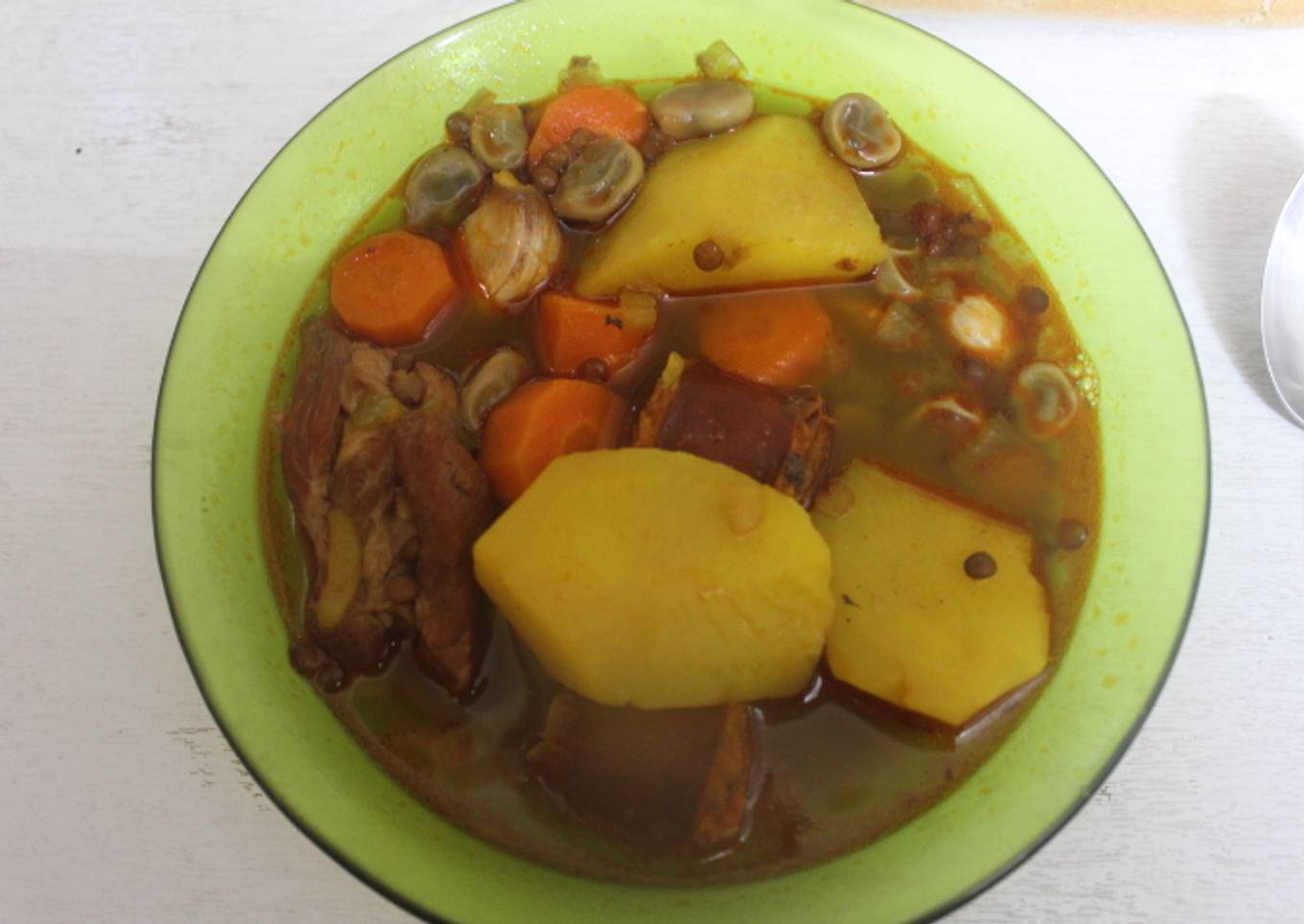 Lentejas con costillas de cerdo