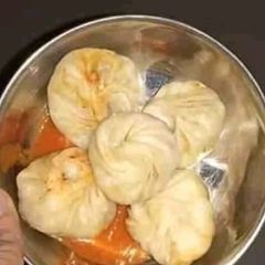 A picture of Veg momos.